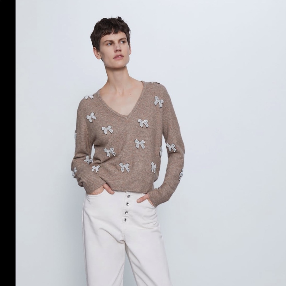 Pearl bow sweater